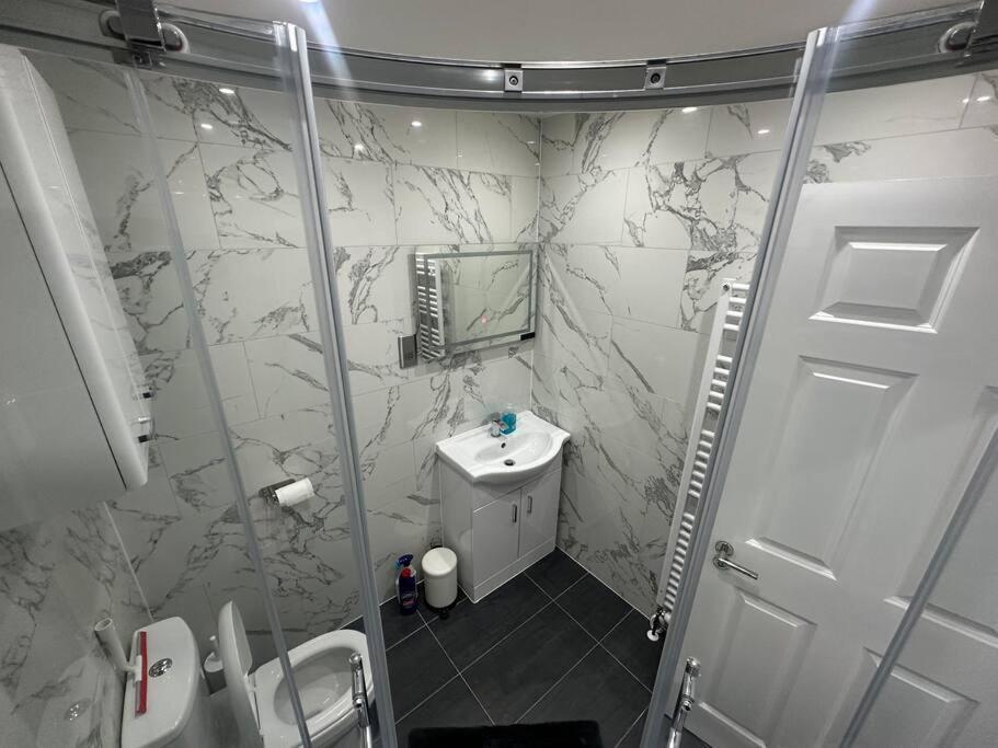 2 Bedroom House,Brownhillrd Se6 Londres Exterior foto