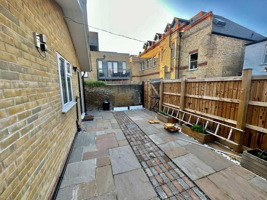 2 Bedroom House,Brownhillrd Se6 Londres Exterior foto